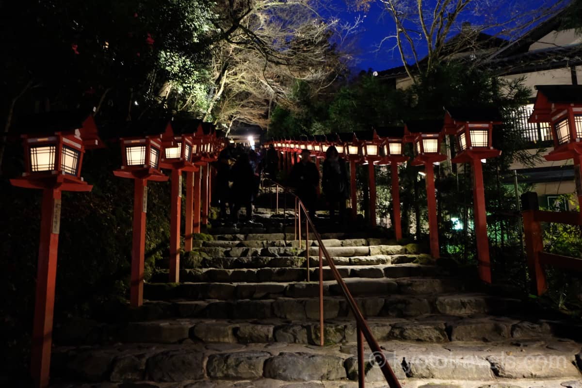 貴船神社 石階段のライトアップ