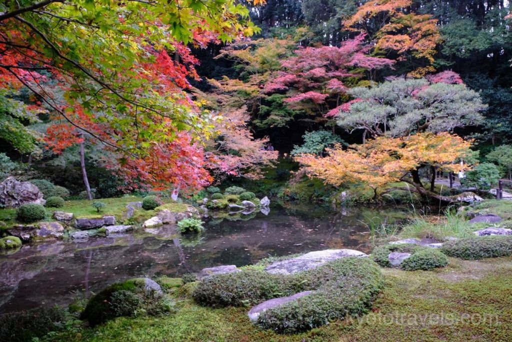 【南禅寺】南禅院のアクセス、拝観料、見どころ、混雑などの観光情報 京都のいろは 【南禅寺】南禅院のアクセス、拝観料、見どころ、混雑などの観光情報 京都のいろは