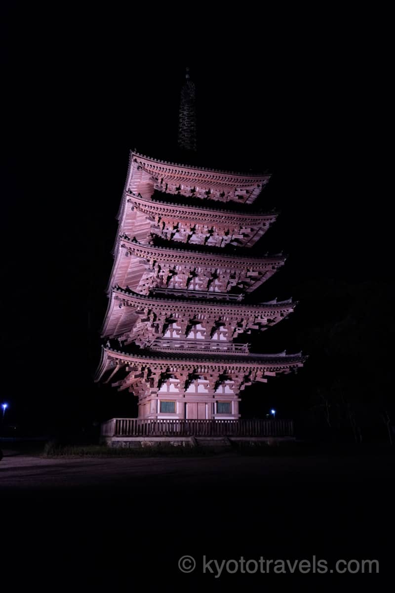 醍醐寺 五重塔のライトアップ