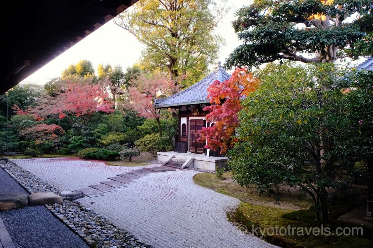 建仁寺 庭園と紅葉