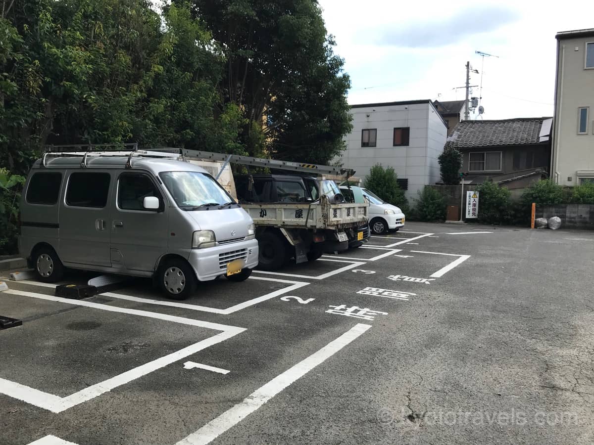 新熊野神社の駐車場