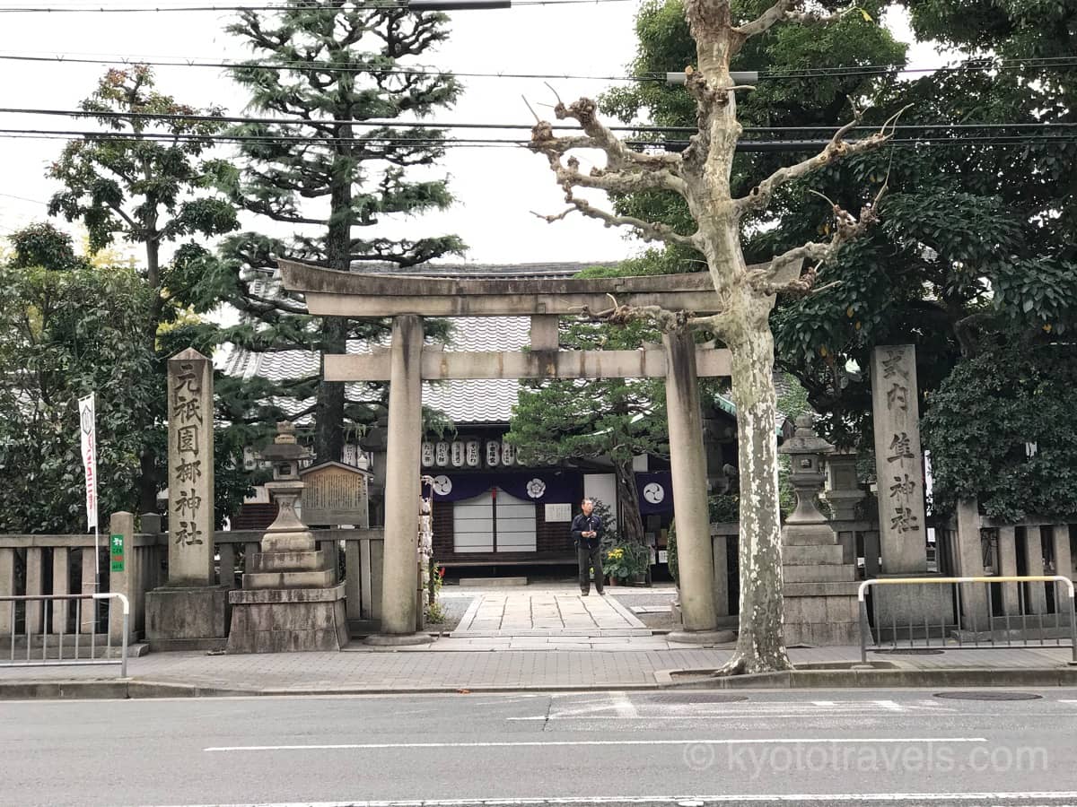 梛神社と隼神社の鳥居