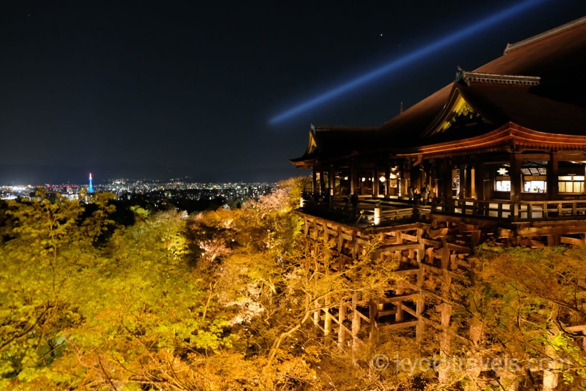 清水寺　舞台のライトアップ
