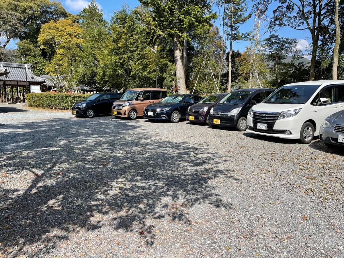 大歳神社の駐車場