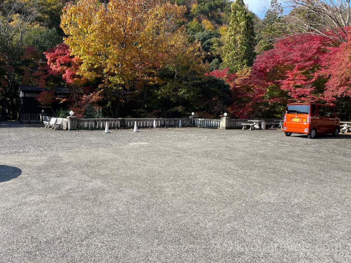 しょうざん日本庭園の駐車場