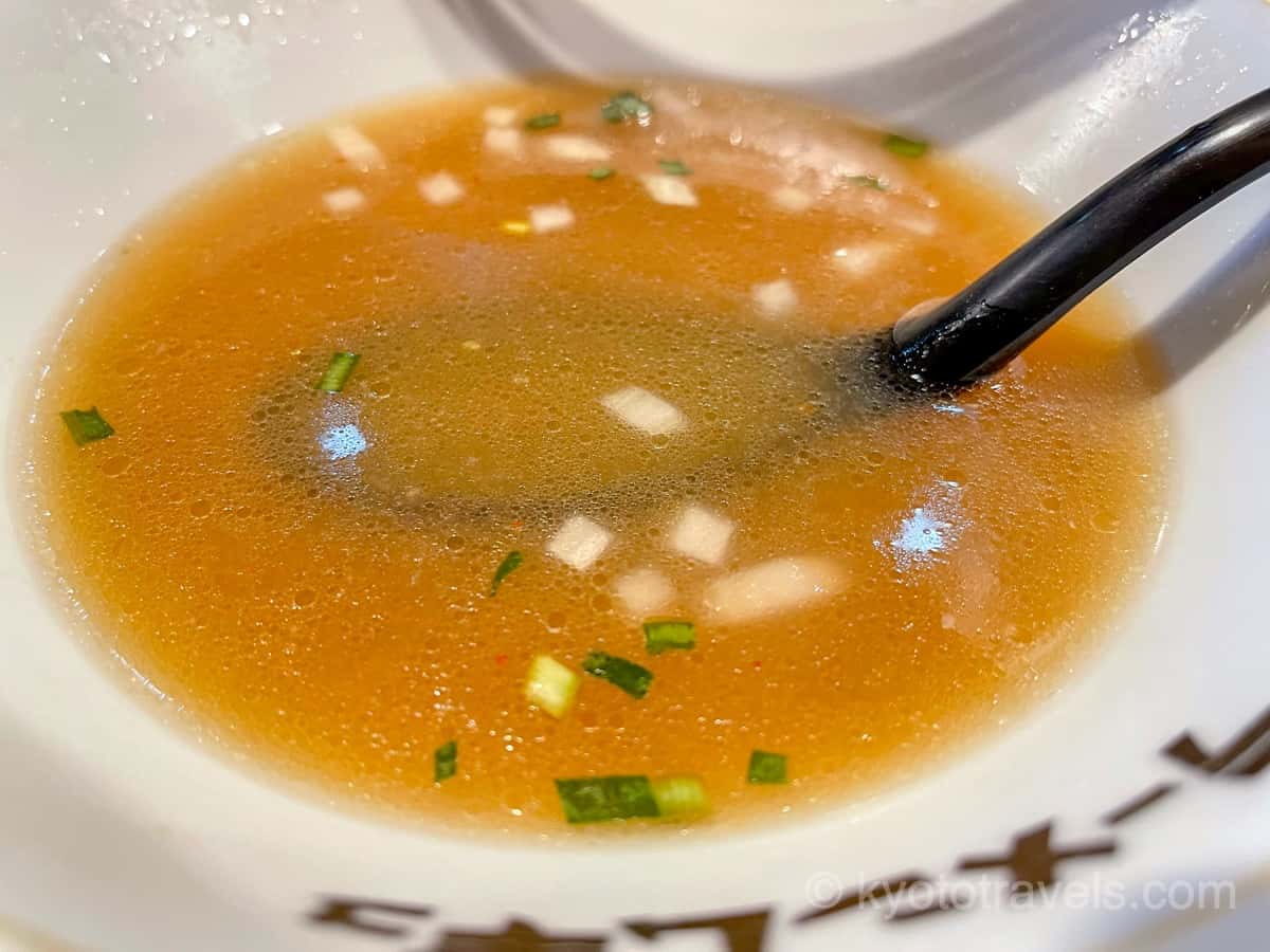 ラーメン ムギュVol.1 オニバラ 白のスープ